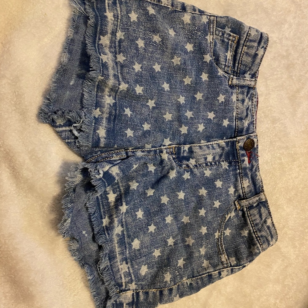 Star covered CIRCO Jean Shorts